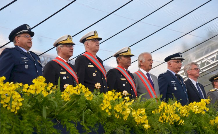 Brasília homenageia o Dia da Marinha