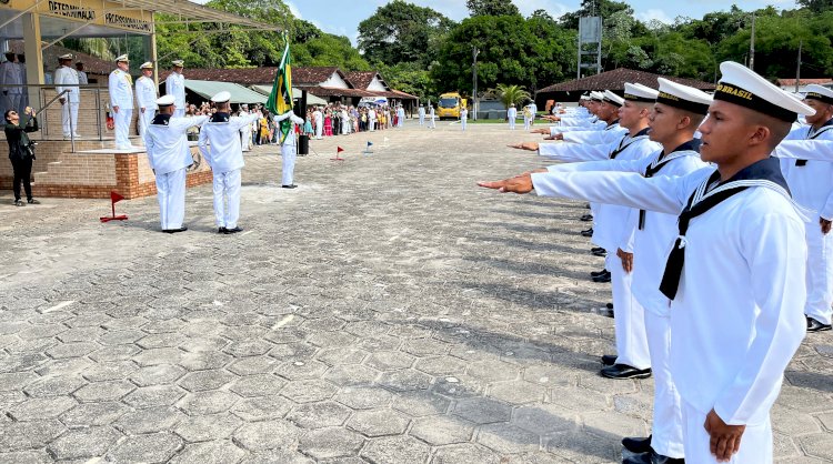 2º Batalhão Operações Ribeirinhas realizou Cerimônia de Juramento à Bandeira Nacional dos Marinheiros-Recrutas da Turma II/2023
