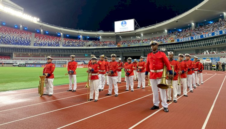 Banda de Música do Comando do 4ºDistrito Naval realiza apresentação no jogo entre Paysandu e Santa Rosa pelo Parazão 2024