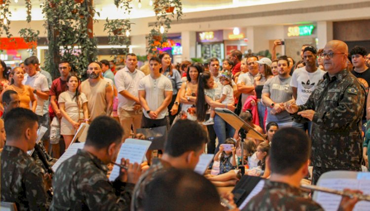Semana celebra o Dia do Exército com recebimento de aeronaves, entrega de condecorações e exposição no Shopping Bosque Grão Pará