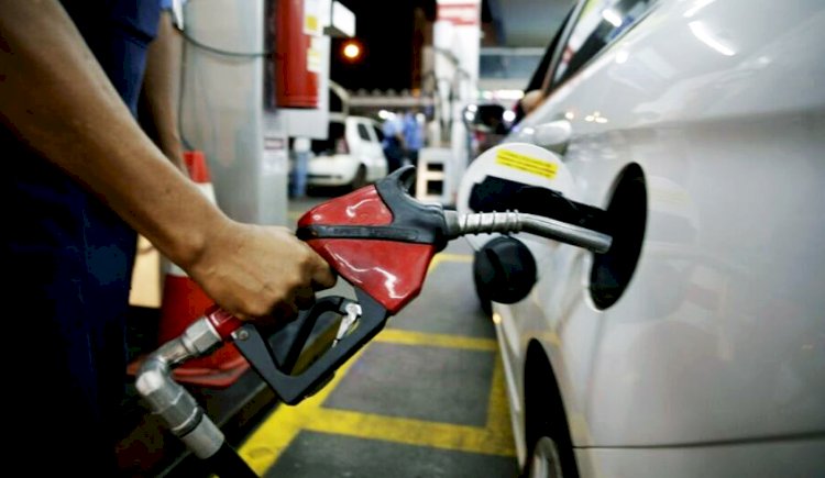 Preço da gasolina fecha maio a R$ 6,02 e etanol a R$ 4, ambos com tendência de estabilidade, aponta Edenred Ticket Log